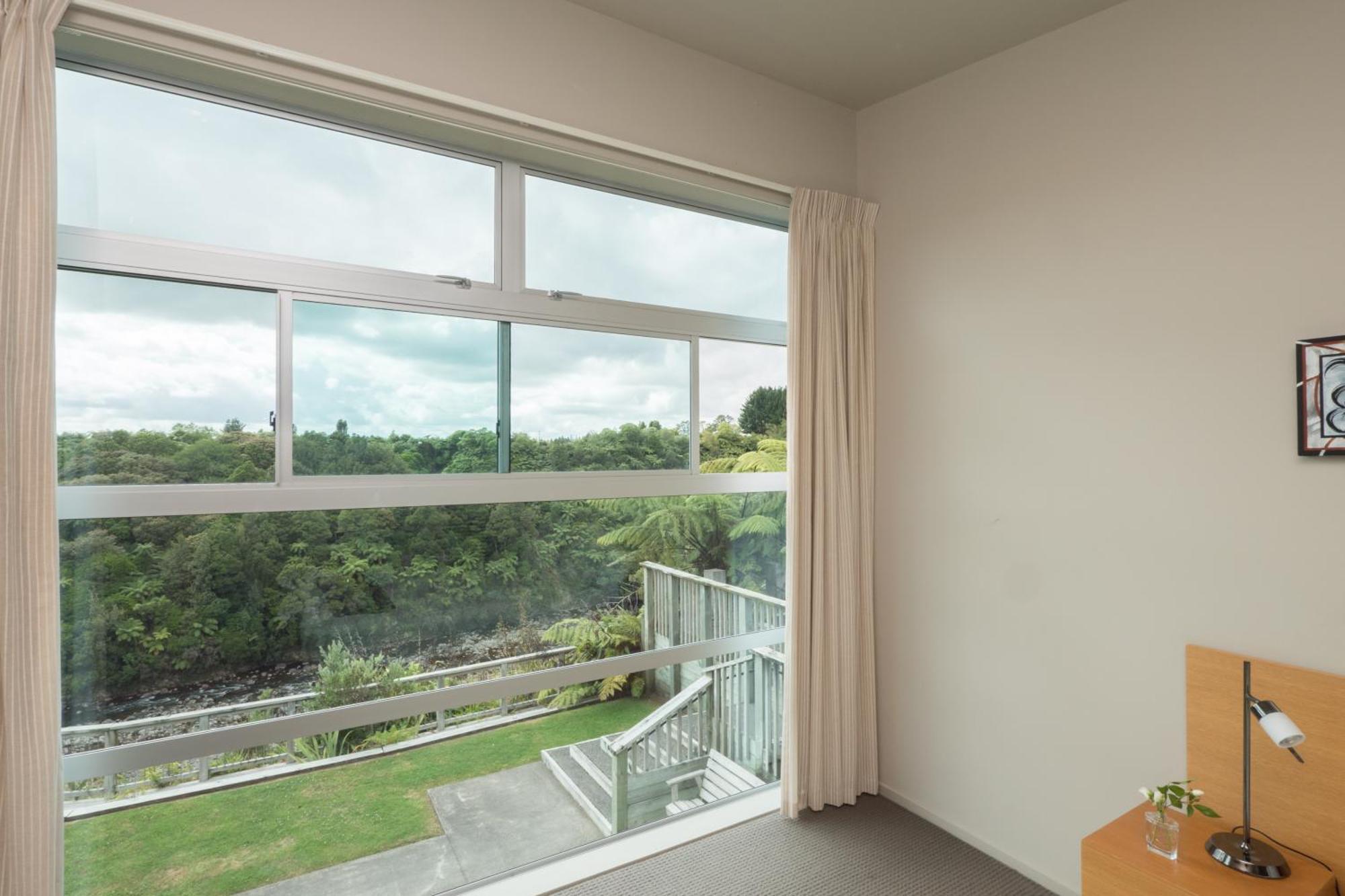 One Burgess Hill Aparthotel Ню Плимут Стая снимка